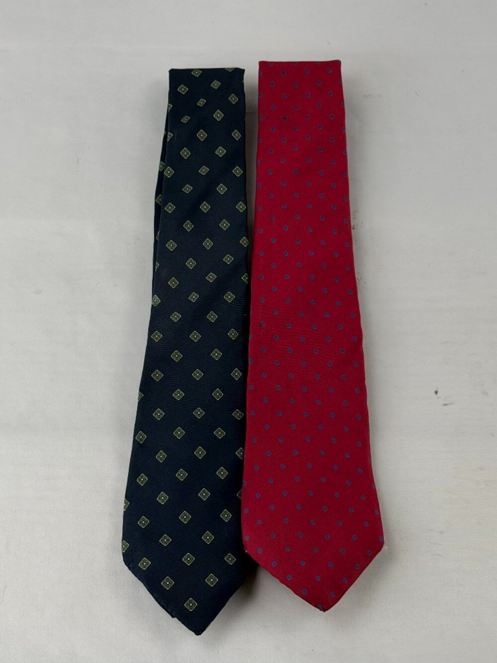 Bert Pulitzer Mens Neckties Silk Lot of 2 Navy Blue Red Polka Dot Designer